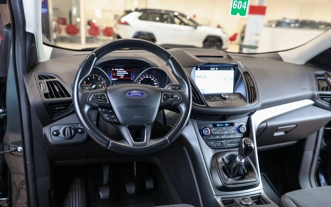 Ford Kuga cena 79850 przebieg: 82535, rok produkcji 2017 z Kalisz małe 596